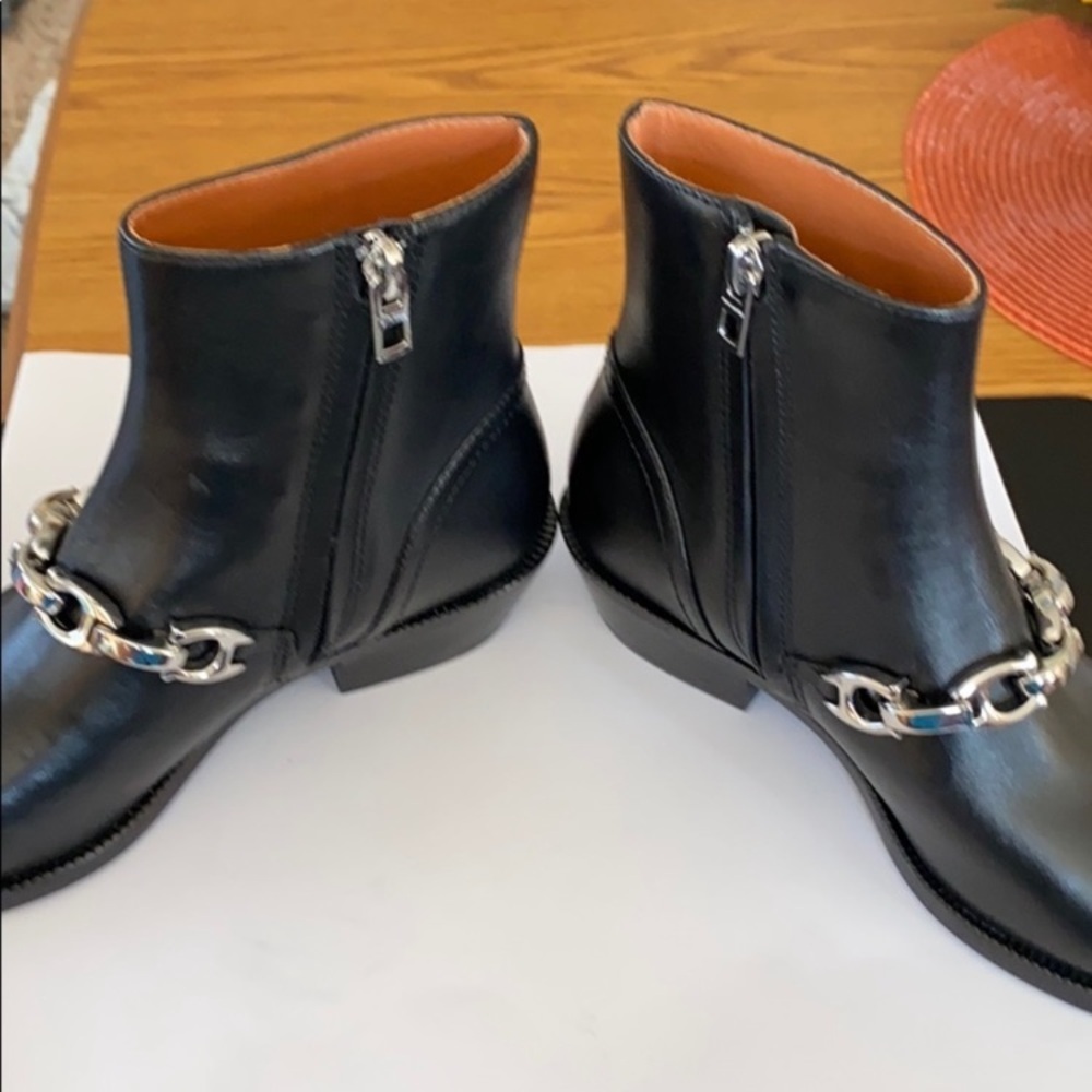 Coach Black Allen Ankle Leather Size 5 Boots With Silver Signature C Chain NIB - Picture 10 of 12